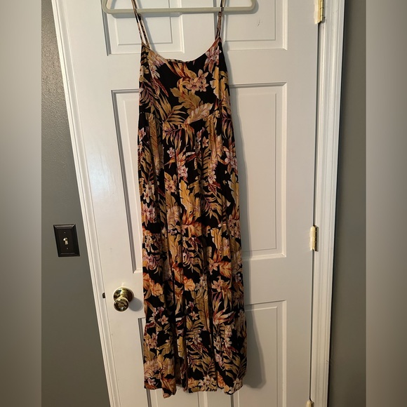 Ripcurl Maxi Dress - Picture 1 of 4